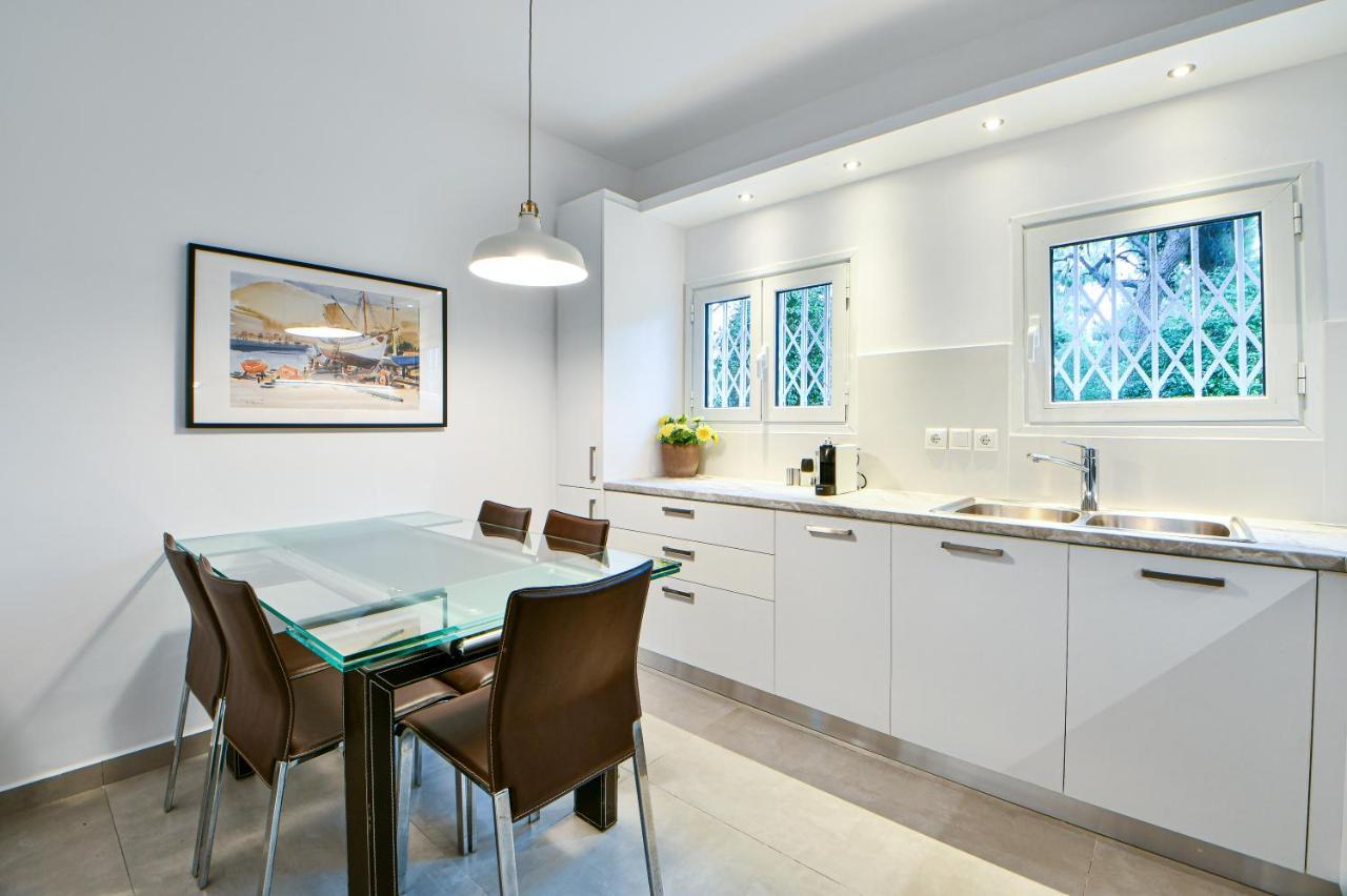 Boutique77 Luxury Apartment Athena Bagian luar foto
