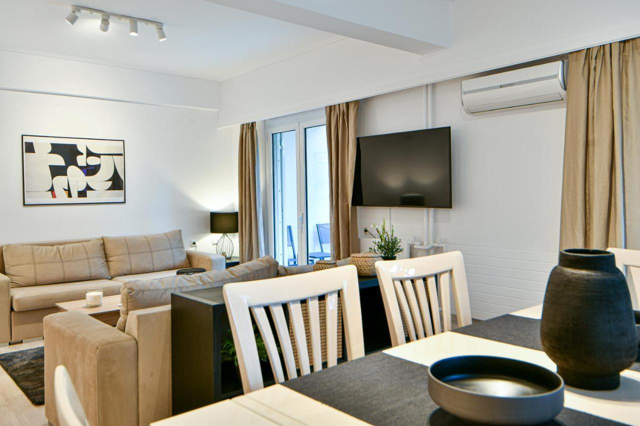 Boutique77 Luxury Apartment Athena Bagian luar foto