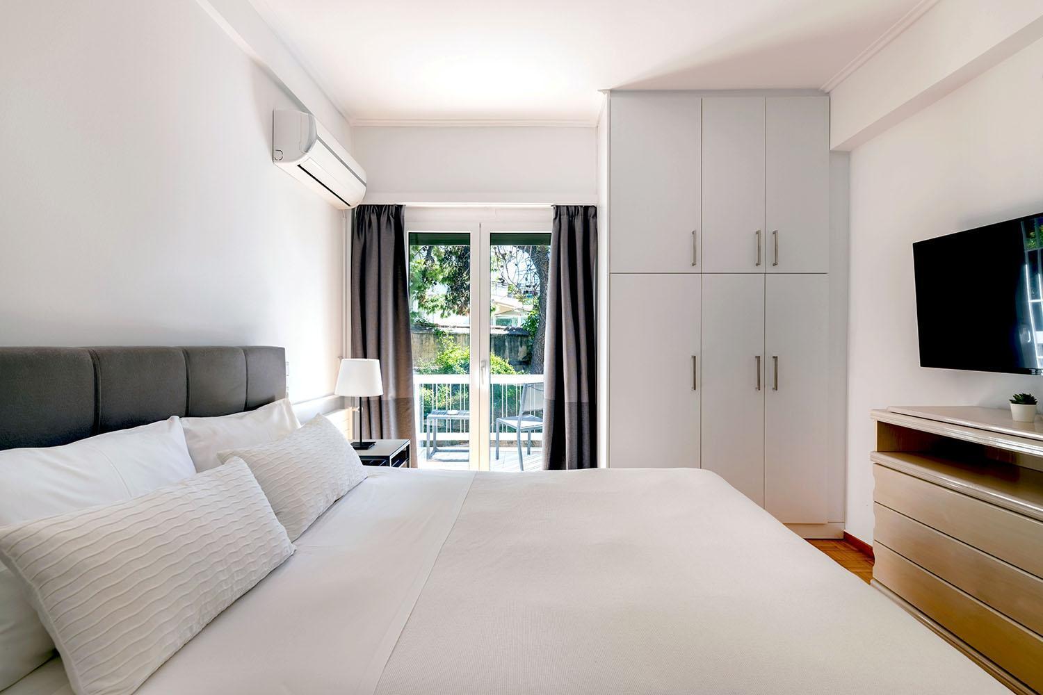 Boutique77 Luxury Apartment Athena Bagian luar foto