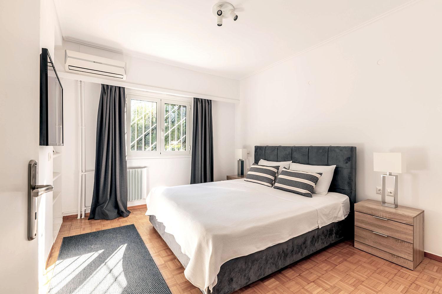 Boutique77 Luxury Apartment Athena Bagian luar foto